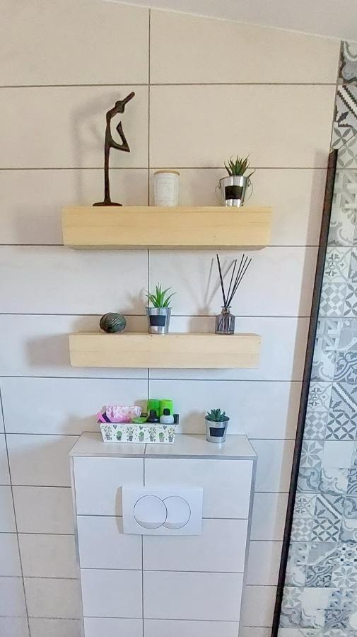 Appartamento Le Petit 2 Čilipi Esterno foto